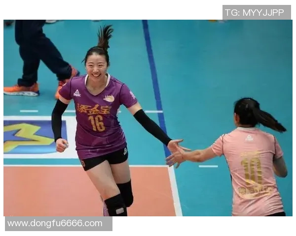 上海排球队默契配合的秘密与训练策略探讨 上海排球队默契配合的秘密与训练策略探讨