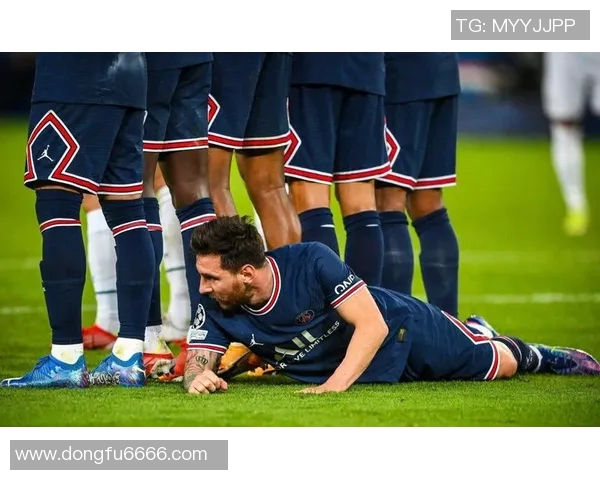 足球明星摔倒搞笑瞬间合集让你捧腹大笑的精彩时刻 足球明星摔倒搞笑瞬间合集让你捧腹大笑的精彩时刻